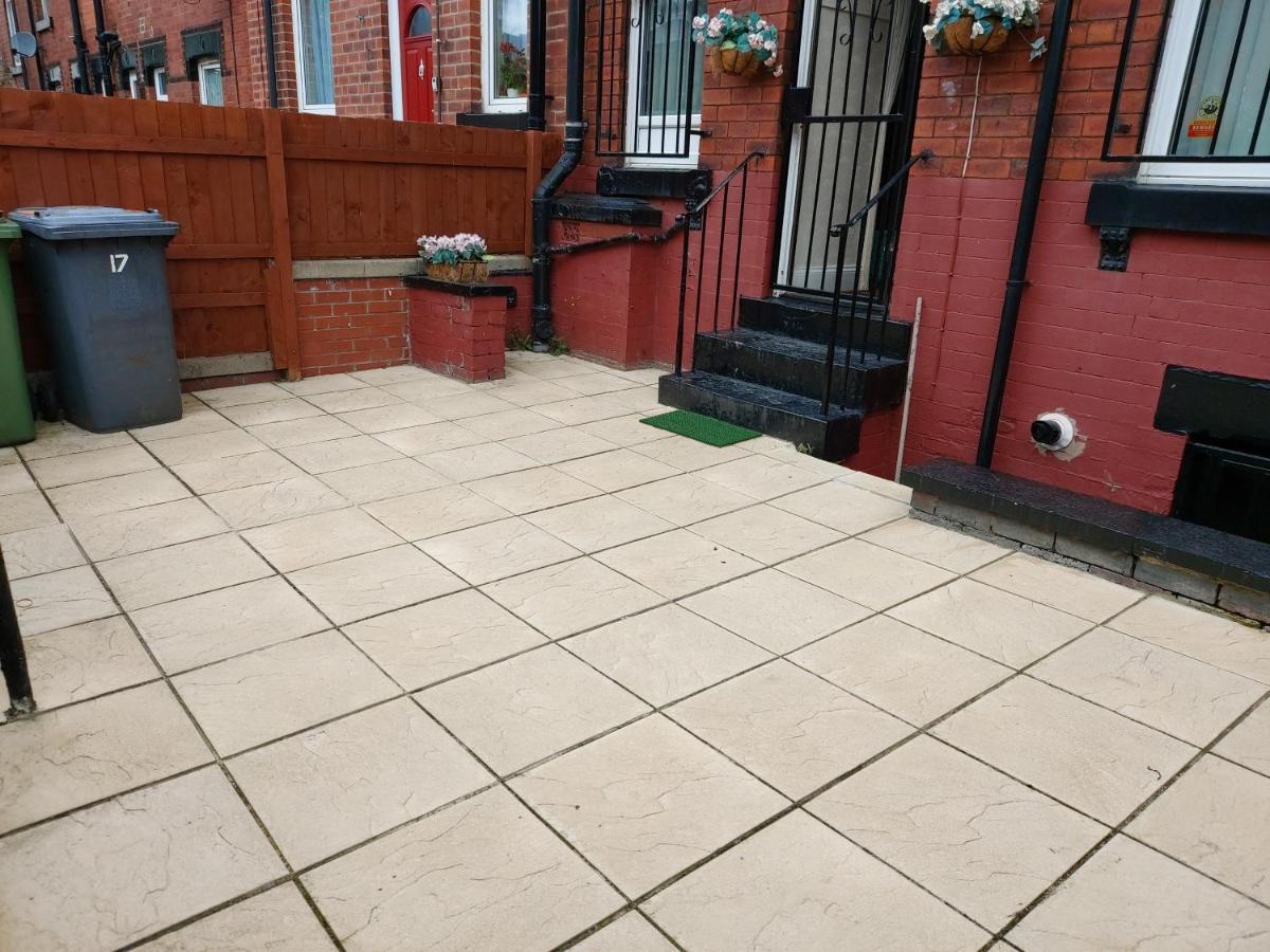 Spacious Two Bedroom House, Parking And Wifi Leeds (West Yorkshire) Exterior foto