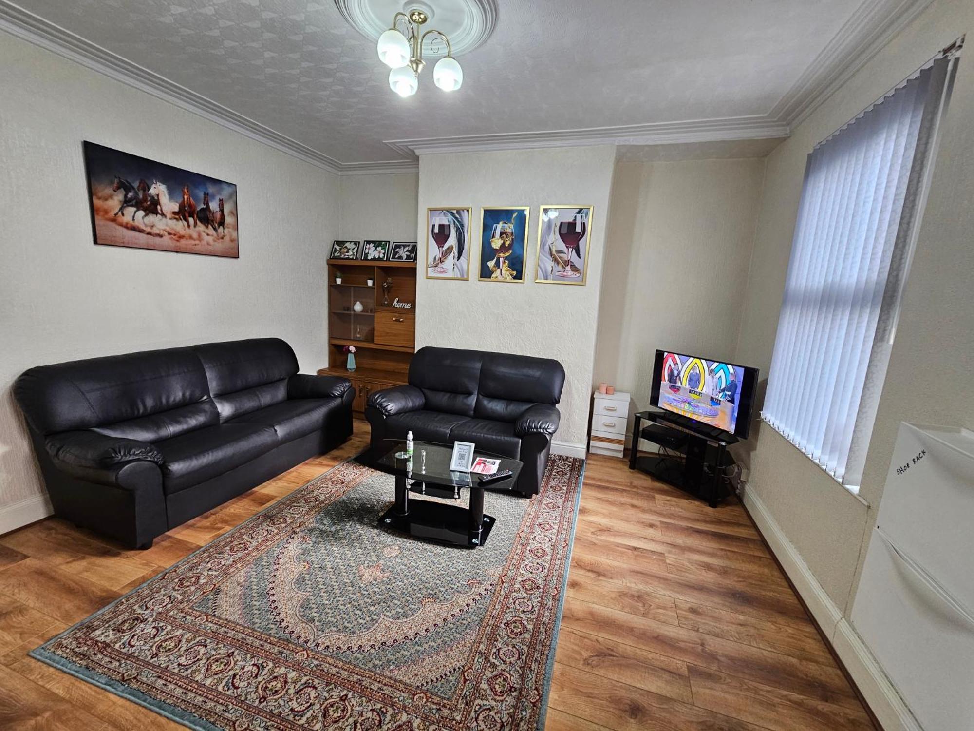Spacious Two Bedroom House, Parking And Wifi Leeds (West Yorkshire) Exterior foto